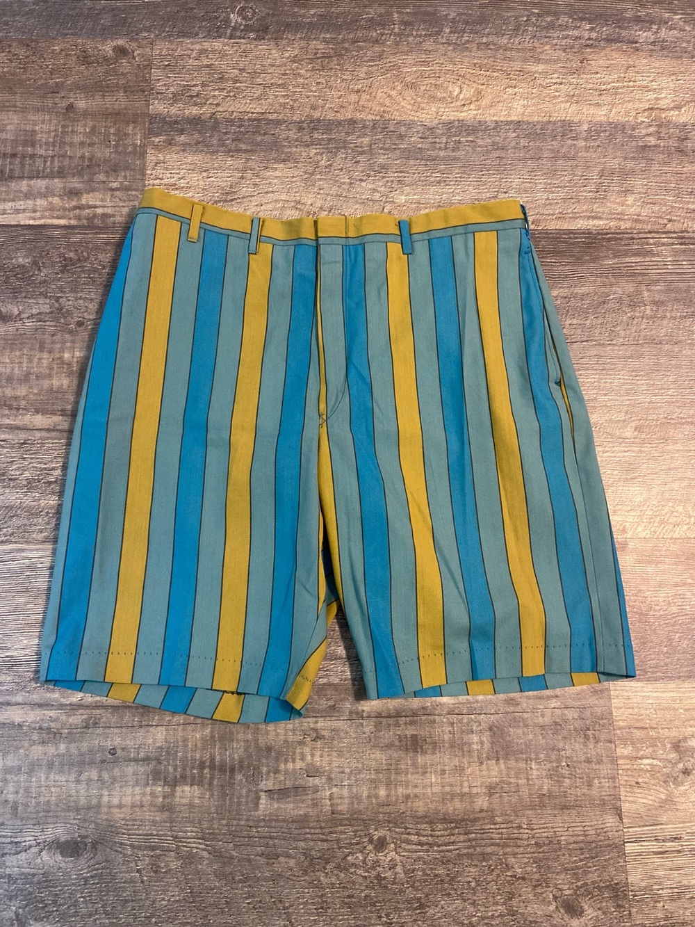 VTG 60s 70s Levi's Sta-Prest Ivy / Golf Bermuda Shorts Striped Mod Blue Mustard